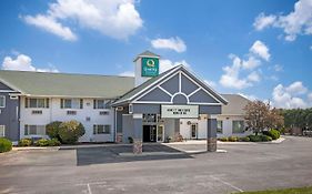 Quality Inn & Suites Stoughton - Madison South